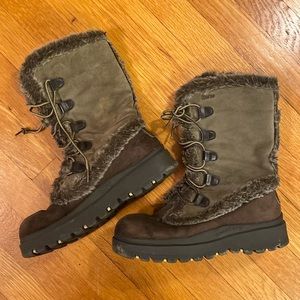 Y2K Chunky Skechers Lace Up Boots